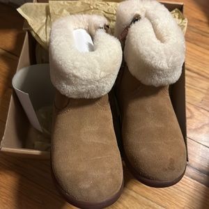 Girls Uggs size 11